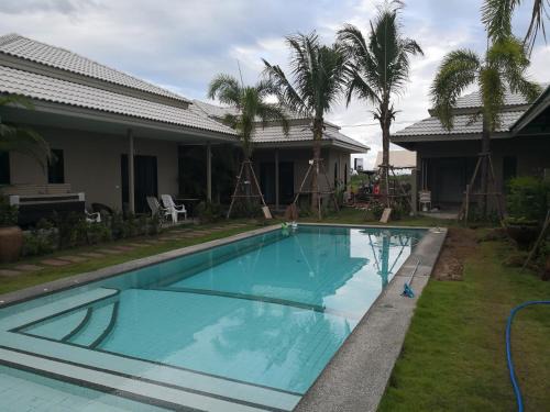 Hua Hin Resort | Tropical House​