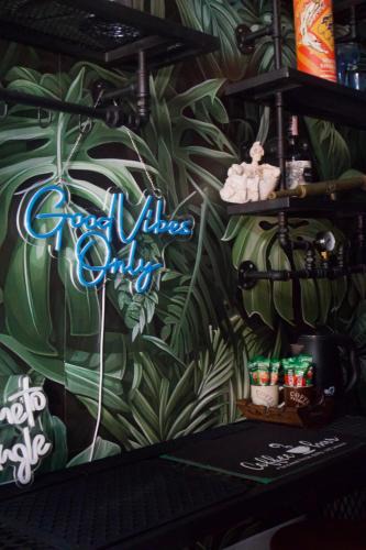 Ko Phi Phi Hostel | Tropical Vibes Hostel