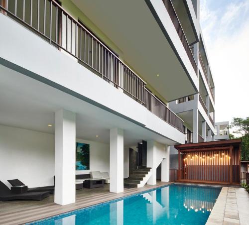 Bandung Villa | Tulip Hill View Villa 6 bedrooms with a private swimming pool and movie room