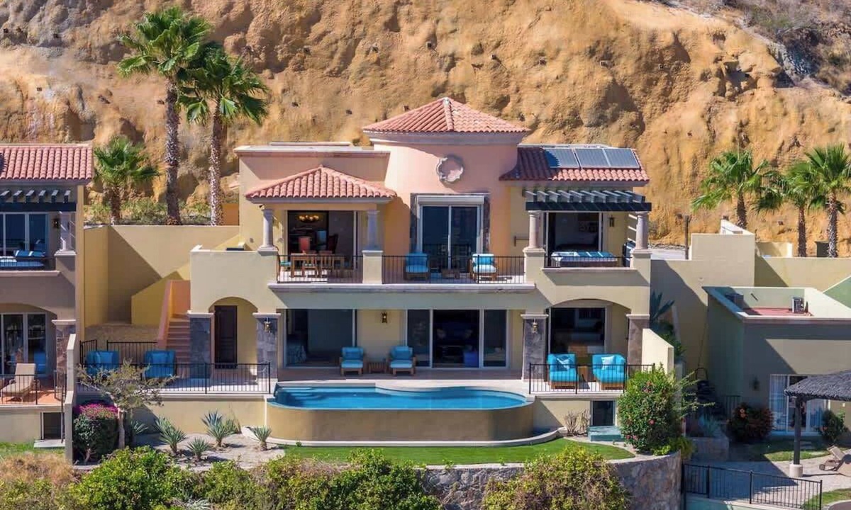 Paraiso Escondido House | Unique Renovated Montecristo 3 BR at Quivira