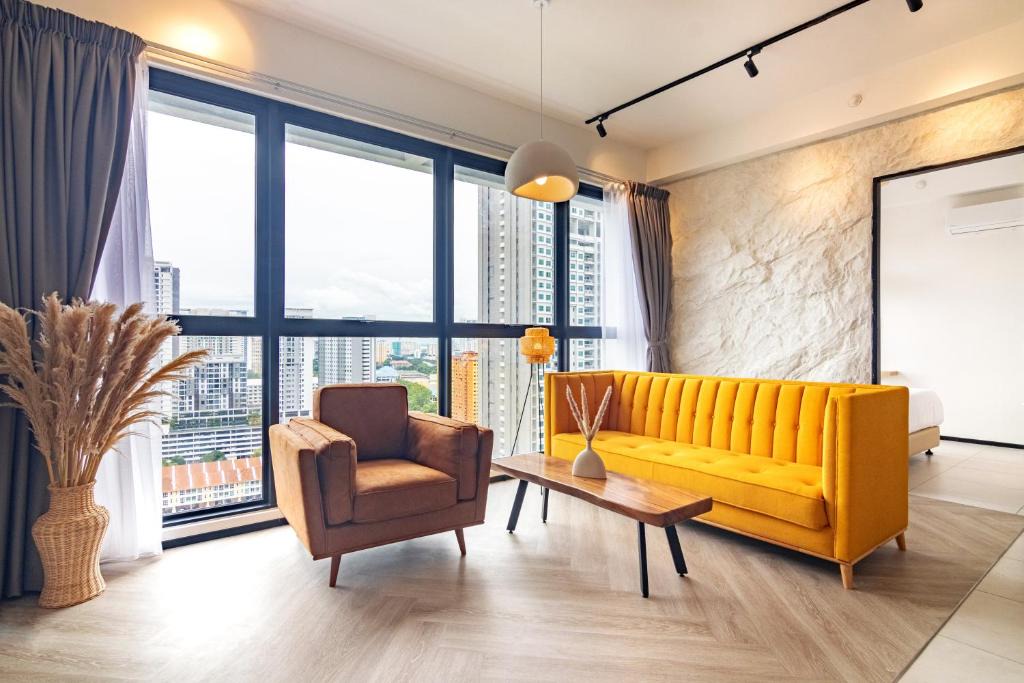 George Town Apartment | Urban Suites, Spectre Collection by Stellar ALV