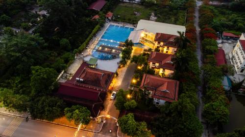 Hoa Lu Hotel | Vạn Xuân Royal Hotel