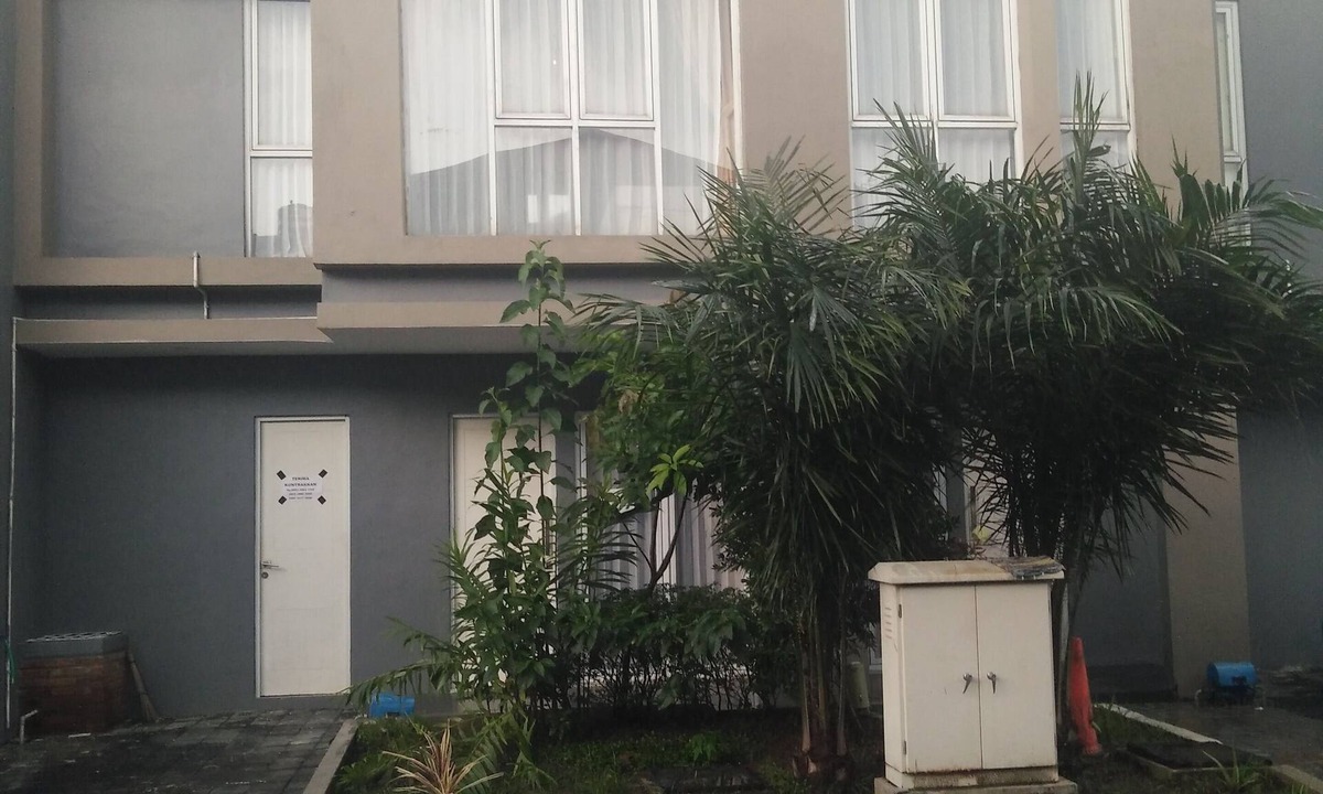 Sidoarjo House | VACATION HOME FOR RENT. HAPPY VACATION EVERYONE.