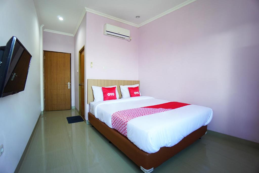 Manado City Centre Hotel | Vaccinated Staff - OYO 1573 Mahera Guest House