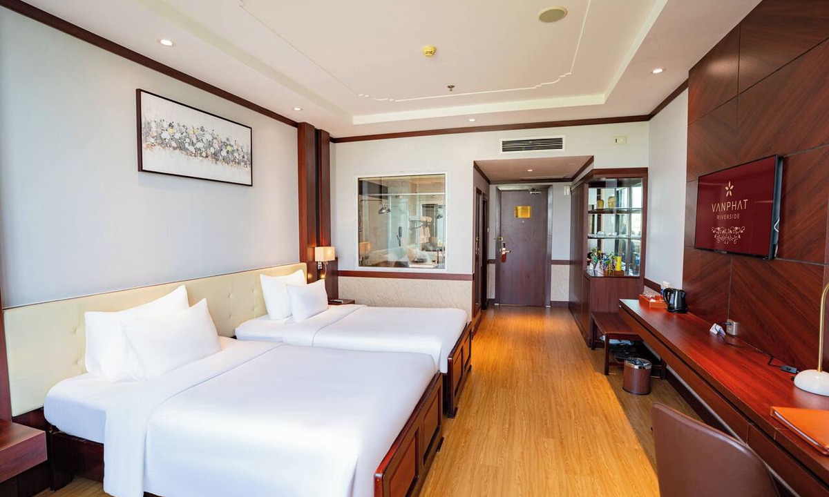 Ninh Kieu Hotel | Van Phat Riverside Hotel
