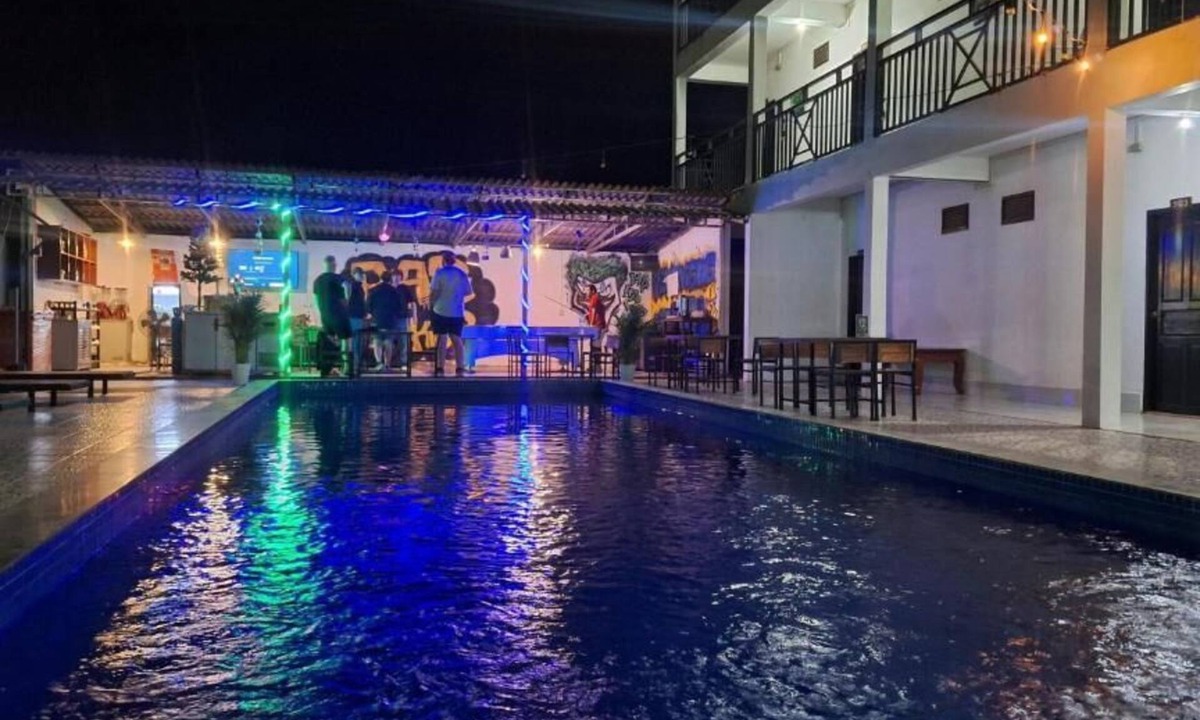 Vang Vieng Hotel | Vang Vieng Green Central Hotel