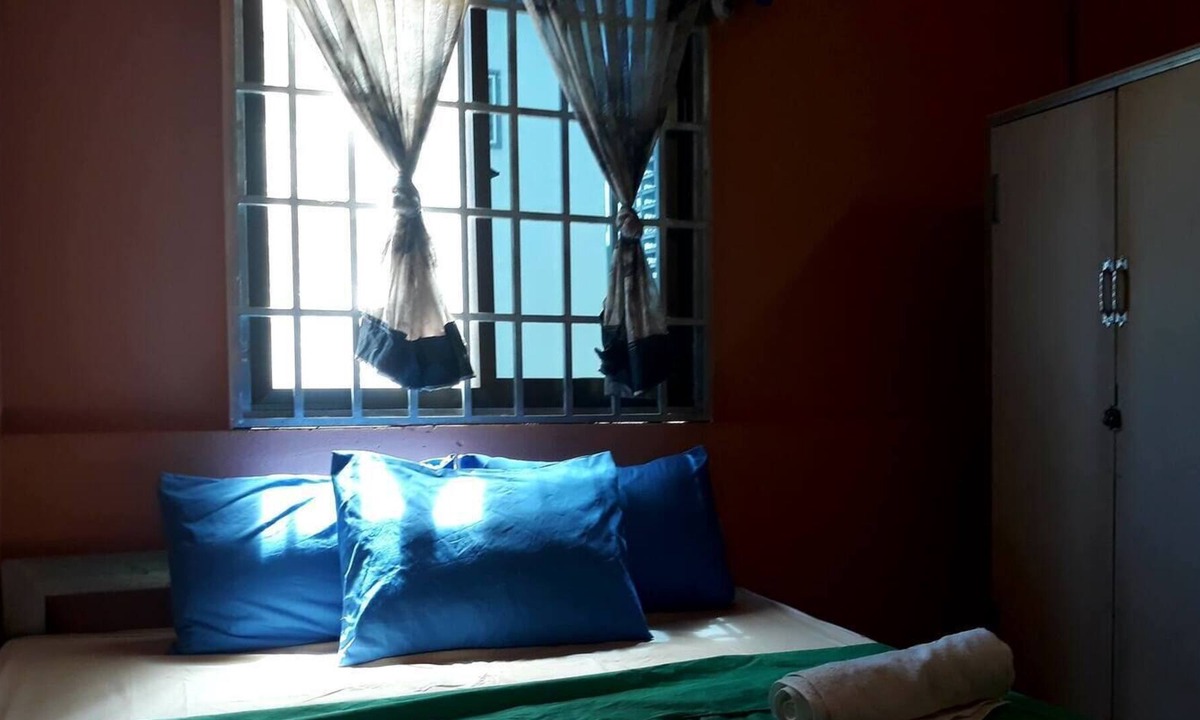 Ruessei Kaev Apartment | Vanny's D1 with Phnom Penh city view & balcony.