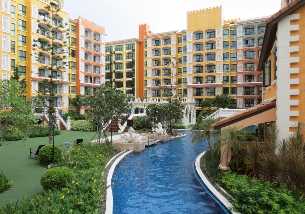 Na Chom Thian Apartment | Venetian Jomtien Pool Access