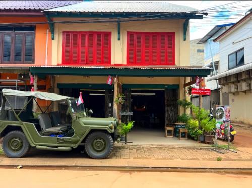 Pakse Hostel | Via Pakse Hostel & Cafe