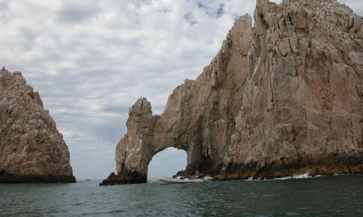 Zona Hotelera Resort | Vidanta Los Cabos Grand Mayan 2 BR Suite-Escape to Luxury, Escape to Fun!