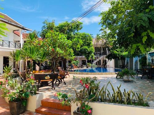 Vientiane Hotel | Vientiane Garden Villa Hotel And Coffee