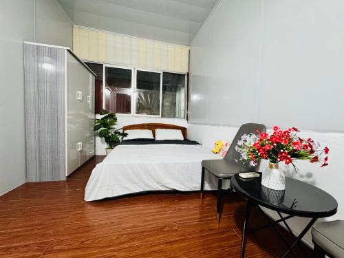 Dong Da Apartment | Viet Stay Pho Chua Lang 3 - Campus View Home