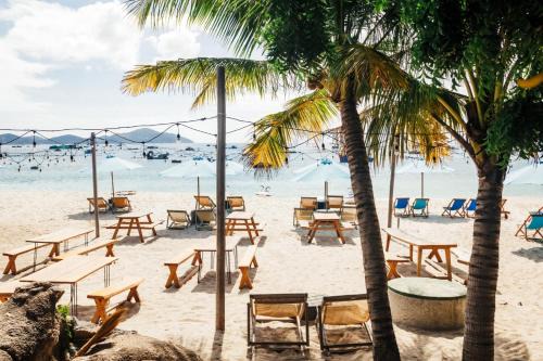 Cam Ranh House | Villa Đảo Hoa Vàng Cam Ranh- Venuestay