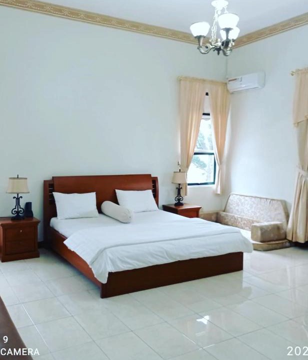 Cipanas Villa | Villa 5 kamar kota bunga