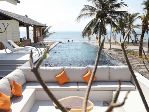 Suoi Nuoc Beach Villa | Villa 6 BedRoom Beach Front With Free Breakfast