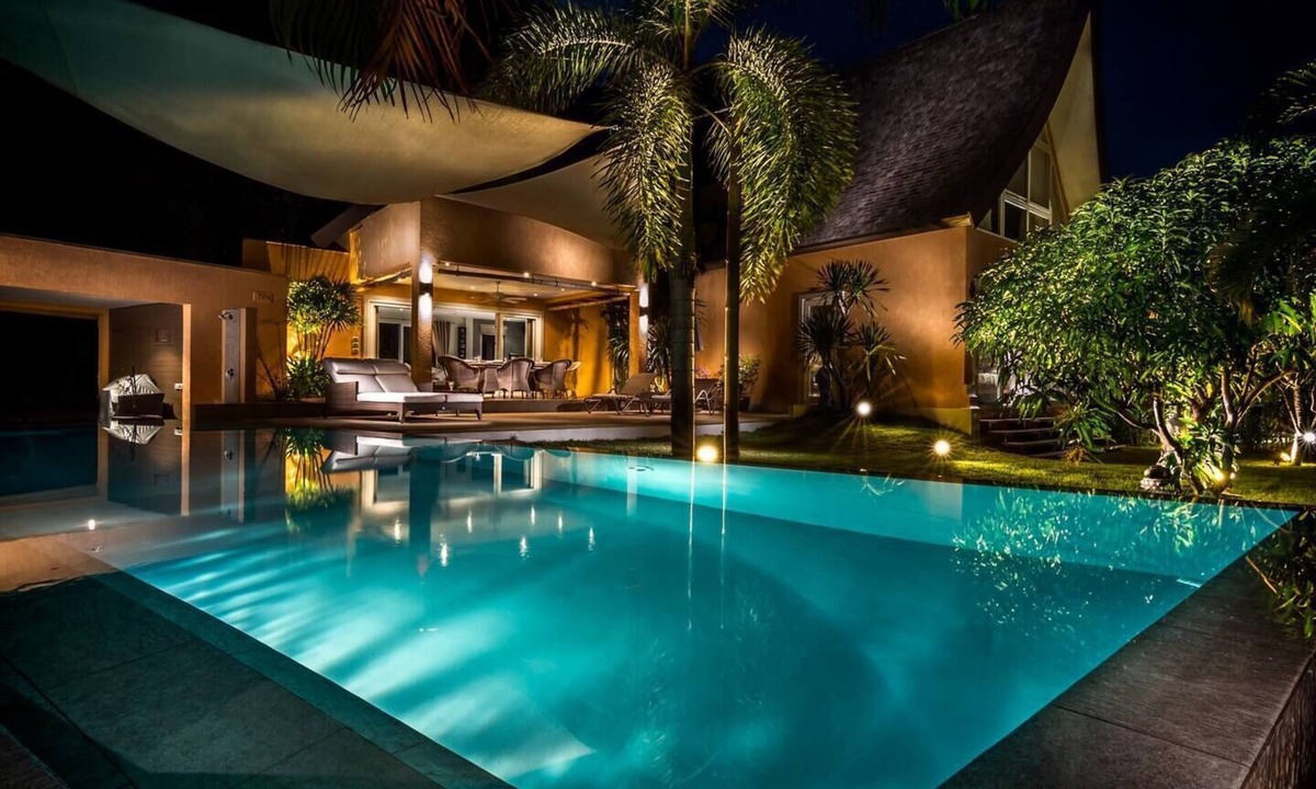 Klong Son Villa | Villa BanRomYen SiamRoyalView 70mtrs to Beach