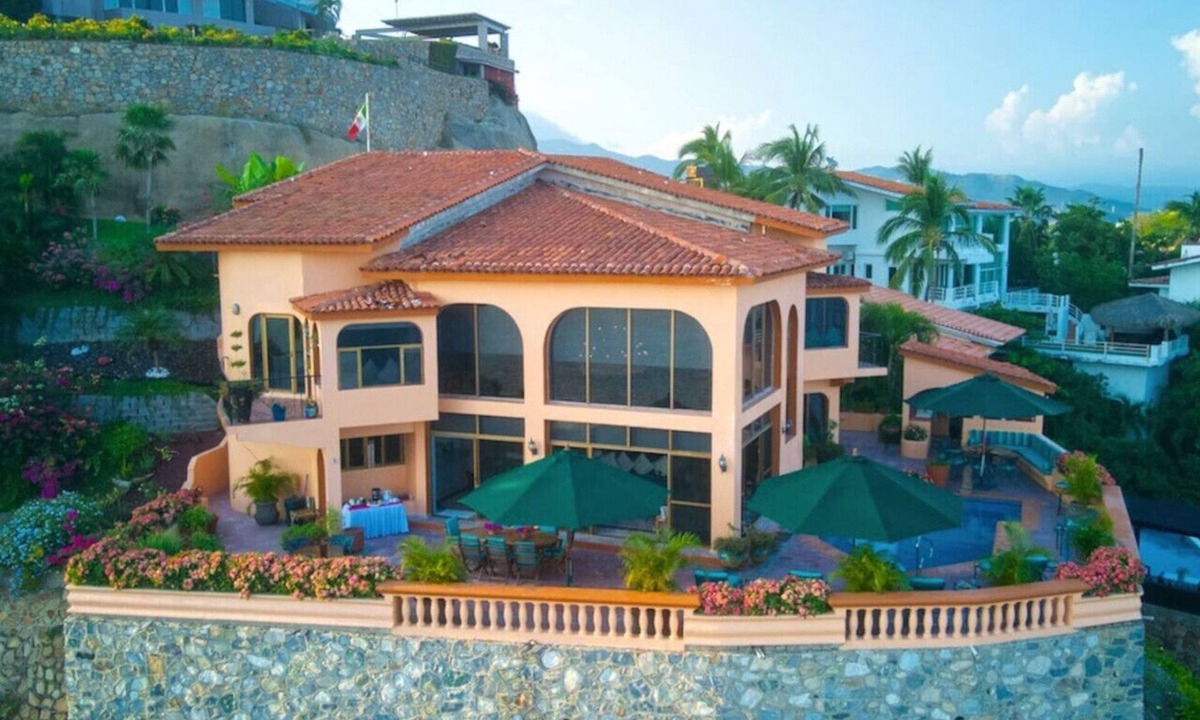 La Punta House | Villa easy access to private beach stunning views
