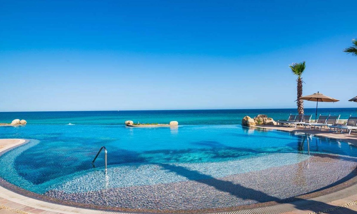 Santa Rosa Resort | Villa La Valencia Beach Resort & Spa Los Cabos - other room sizes available