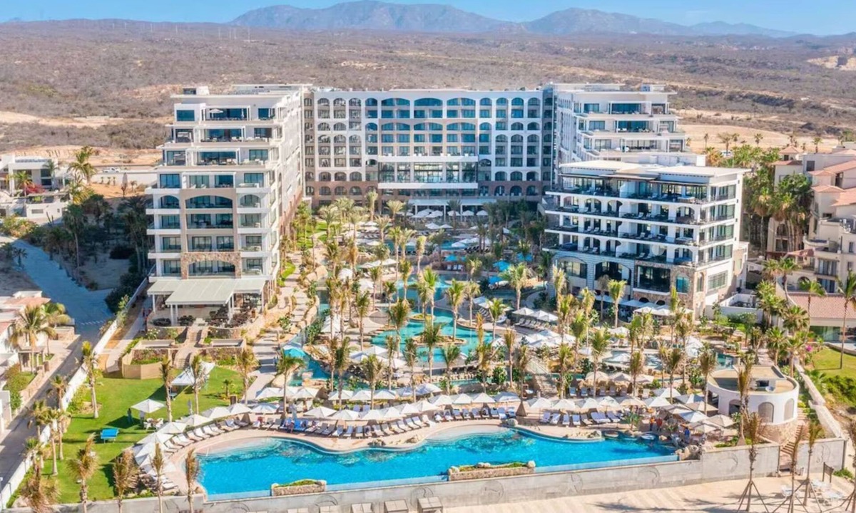 San Jose del Cabo Hotel | Villa La Valencia, 4 Diamond Resort, btw Tule Beach & Tequila Cove Beach in Cabo