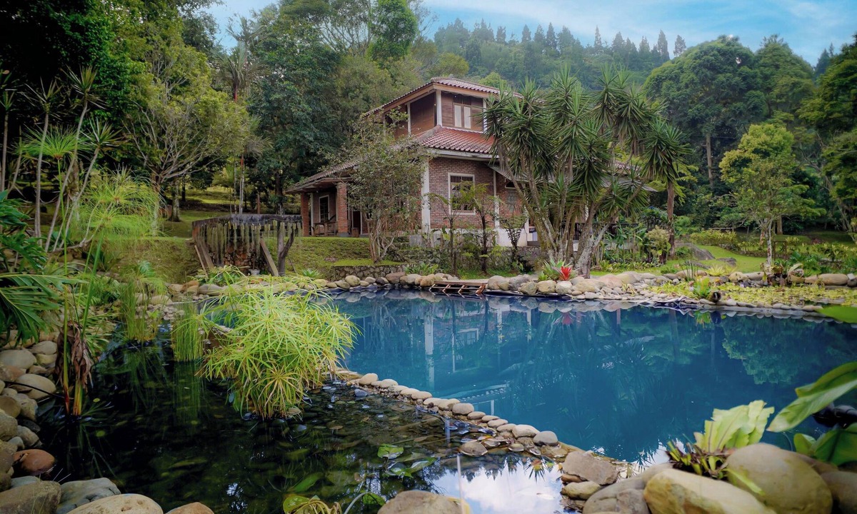Ciloto Villa | Villa Lingga Puncak