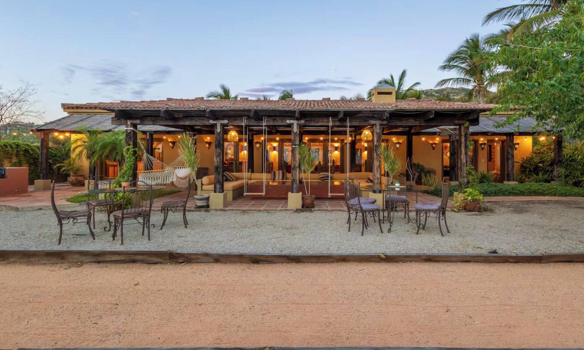 Downtown San Jose del Cabo Villa | Villa Los Cabos | Luxury Retreat for Groups up to 20 Guests