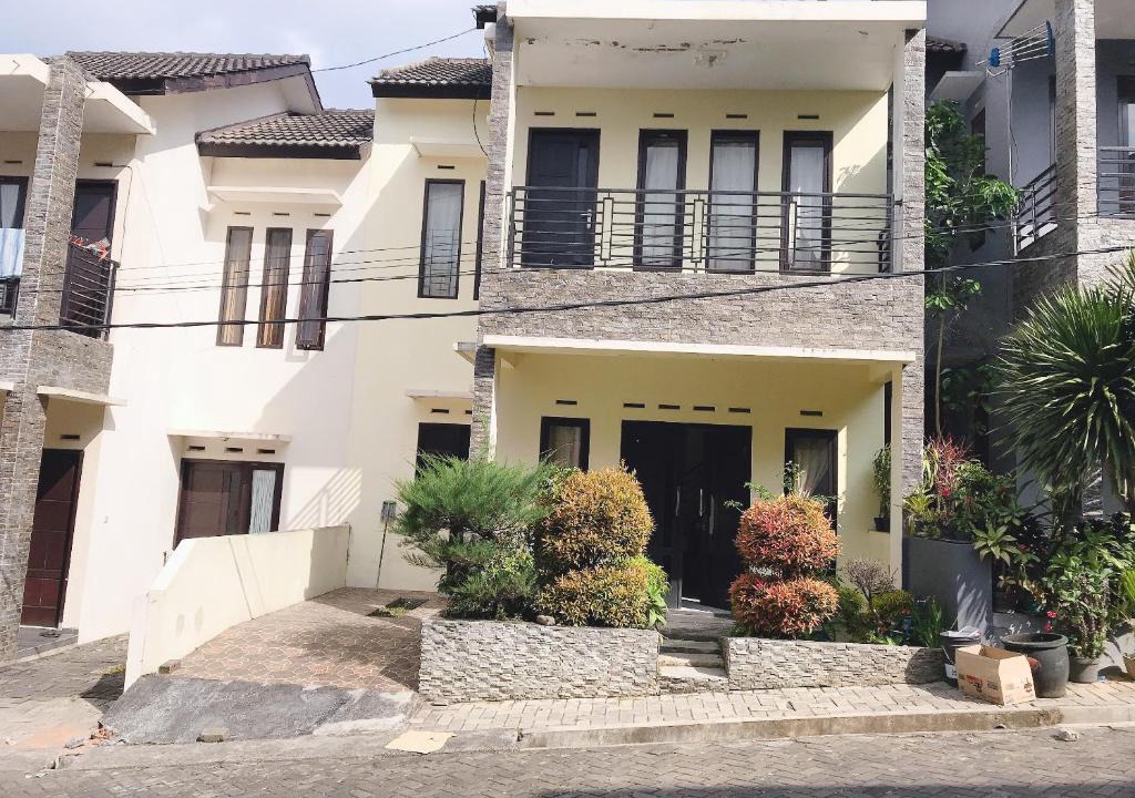 Oro Oro Ombo Villa | Villa Mutiara Panderman