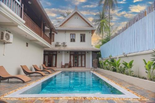 Luang Prabang Hotel | Villa Oasis Luang Prabang
