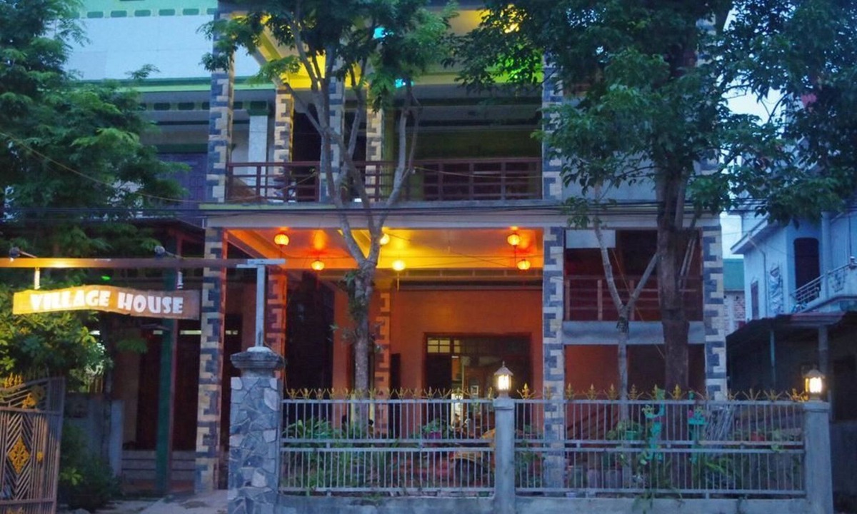 Son Trach Hostel | Village House - Hostel