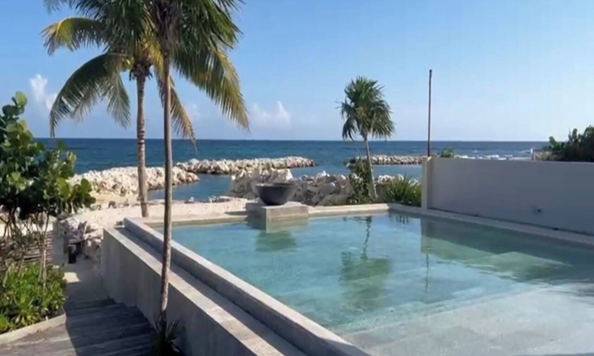 Xpu-Ha House | VILLAS MIA FRONT BEACH