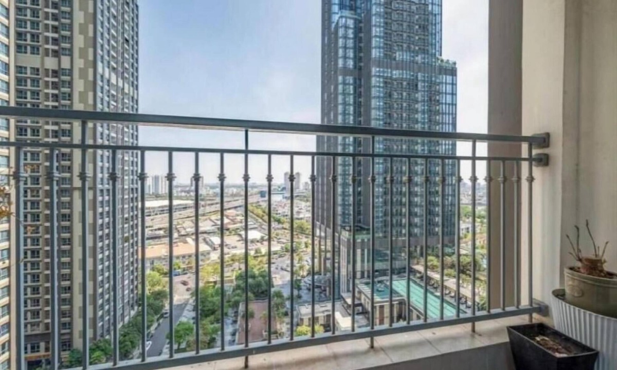 Hang Xanh Apartment | Vinhome Landmark 81 Suites apt