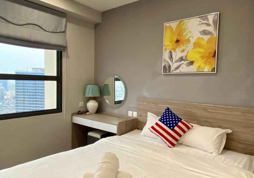 Trung Hoa Nhan Chinh Apartment | Vinhomes D'capital Trần Duy Hưng - Blissful Homestay
