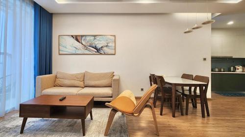 Ngoc Khanh Apartment | Vinhomes Metropolis Residence