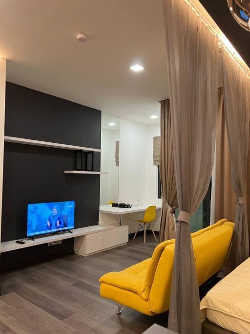 Sungai Tangkas Apartment | Vista Bangi / Kajang / UKM / MRT 8 As HomeA