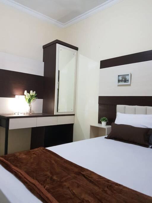 Cilacap House | Voila Guest House Cilacap