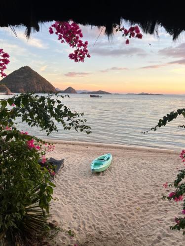 Labuan Bajo Resort | Waecicu Eden Beach Hotel
