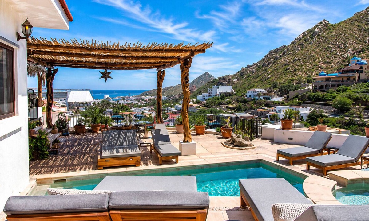 Pedregal Villa | Walk everywhere. Heated Pool, Marina & Ocean Views in Gated Pedregal
