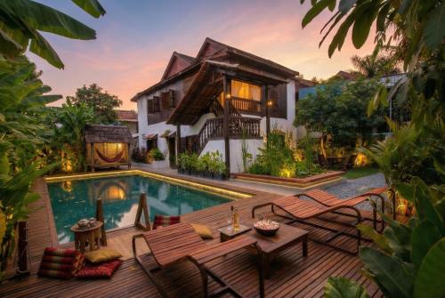 Wat Bo Area Villa | Wat Bo House by Angkor Stays