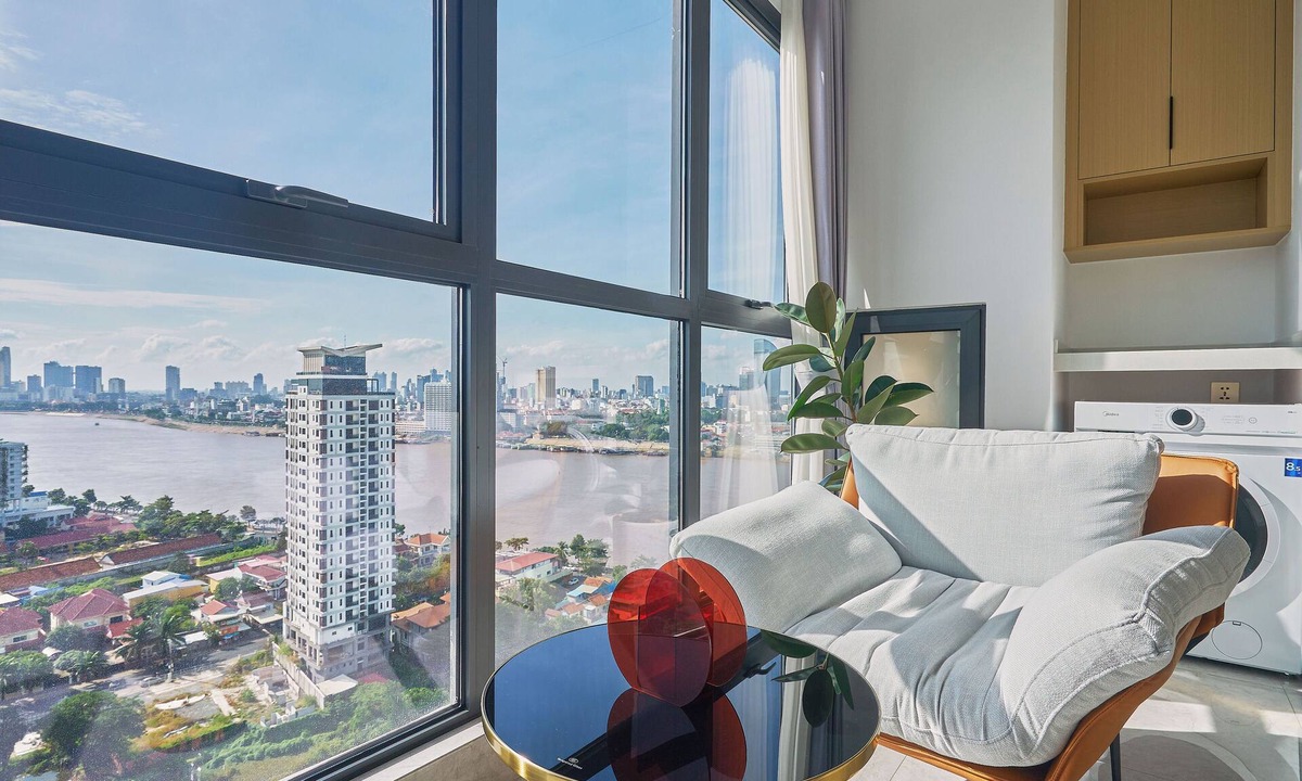 Ruessei Kaev Hotel | Wealth Mansion