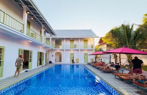 Luang Prabang Hostel | White Elephant Hostel