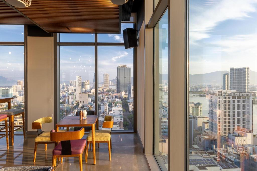 Hai Chau Hotel | Wink Danang Centre, Unscripted by Hyatt - 24 Hours stay