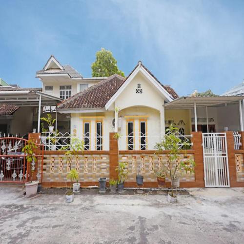 Tanjung Pinang Hotel | Wisma Pinggir Mitra RedDoorz