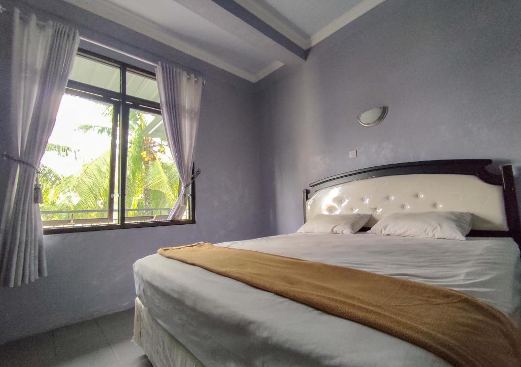 Kebumen Hotel | Wisma Tulus Syariah Kebumen Mitra RedDoorz