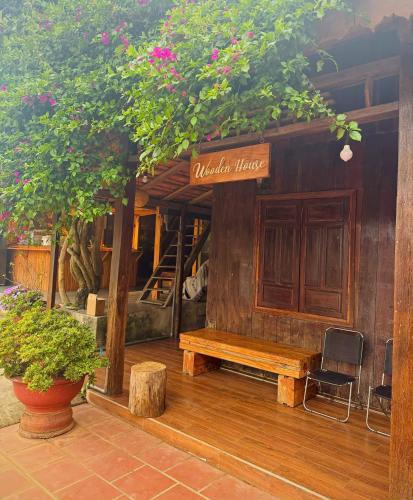 Da Lat Cabin | Wooden House Homestay