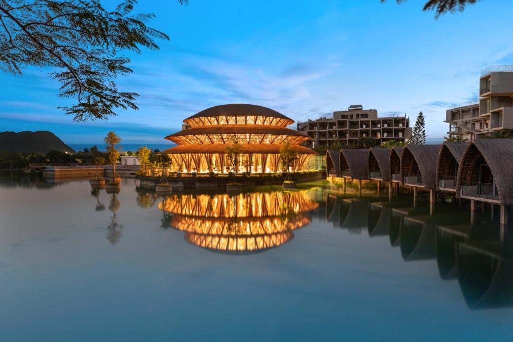 Cuc Phuong Hotel | Wyndham Grand Vedana Ninh Binh Resort