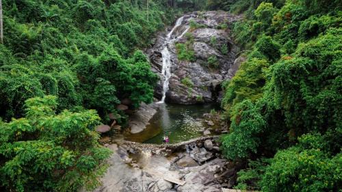 Nam Dong Cabin | YesHue Eco Waterfall Retreat
