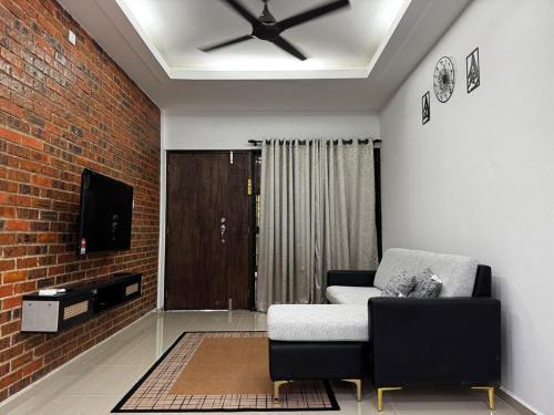 Kampung Gong Datok House | Zahra Homestay