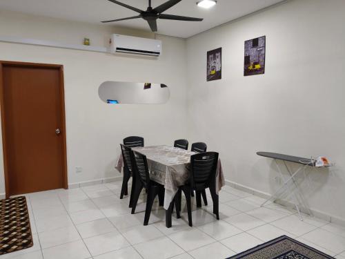 Kampung Jelatang House | ZR Bayu Homestay