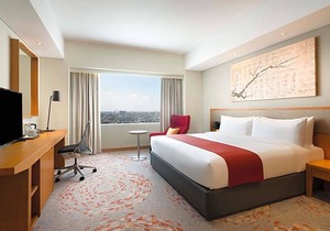 4-Star Hotel ∙ Holiday Inn & Suites Jakarta Gajah Mada, an IHG Hotel