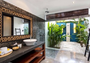 5 Star Villa in Bali, Minutes from the Beach, Bali Villa 2080