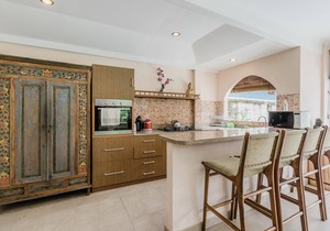 5BD 5BA Villa Located In The HEART Of Seminyak! - 4Min Drive To Seminyak Square!